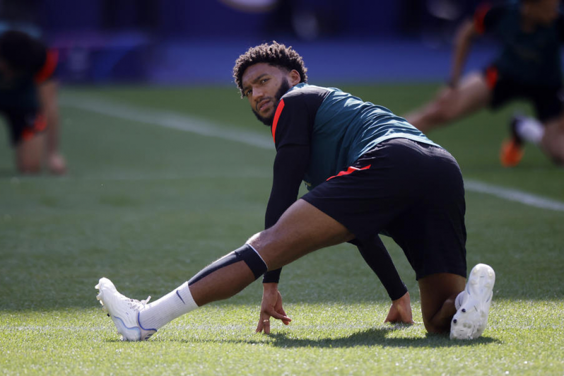 Milan potrdil prihod Messiasa, Liverpool podaljšal z Gomezom