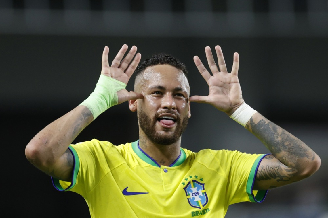 Neymar z dvema goloma prehitel Peleja na lestvici strelcev